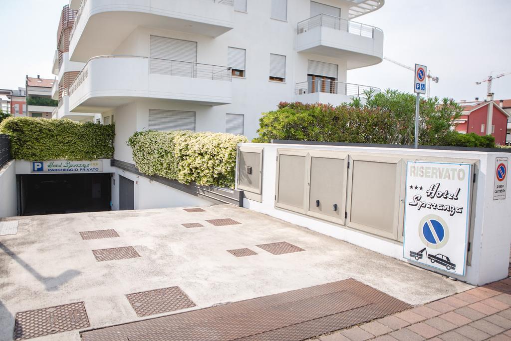Hotel Speranza リド・ディ・イエゾロ エクステリア 写真